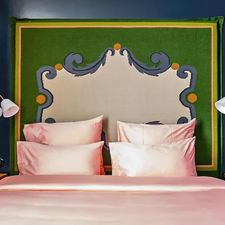 De La Boetie Hotel Paris
