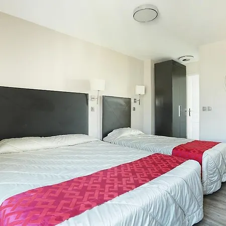 De La Boetie Hotel 4*