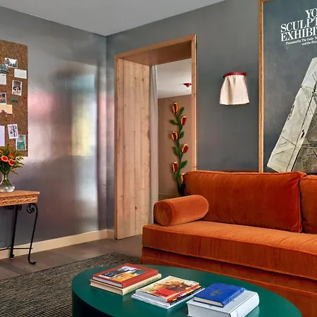 De La Boetie Hotel 4*