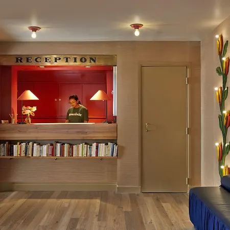 Ξενοδοχείο De La Boetie