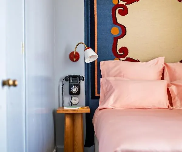 De La Boetie Hotell 4*