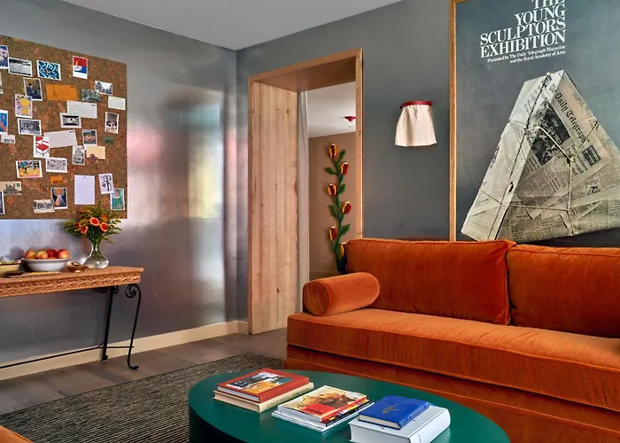 De La Boetie Hotell 4*