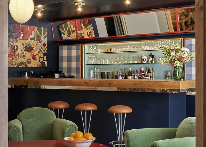 Hotell De La Boetie 4*