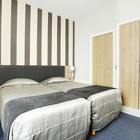 De La Boetie 4* Parijs