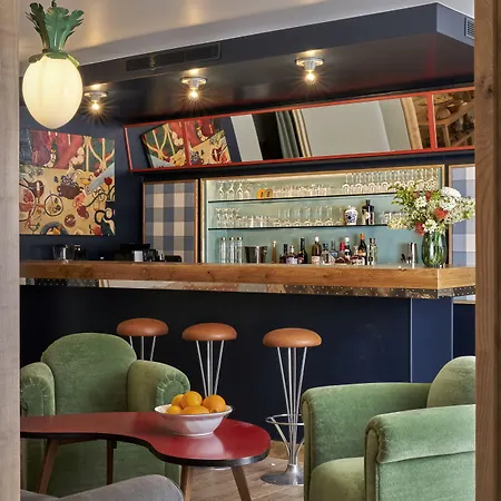 Hotel De La Boetie 4*